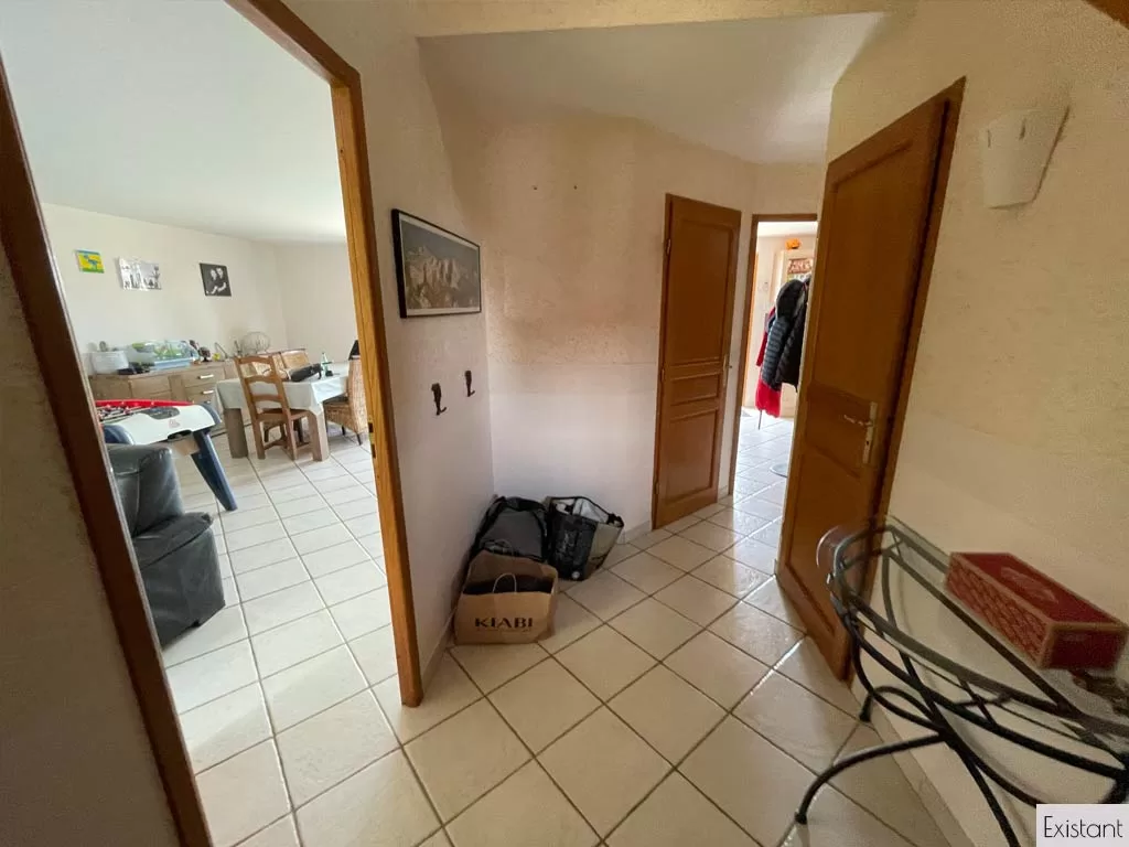 LES-FRENES-Entree-existante Les frênes - Entrée existante